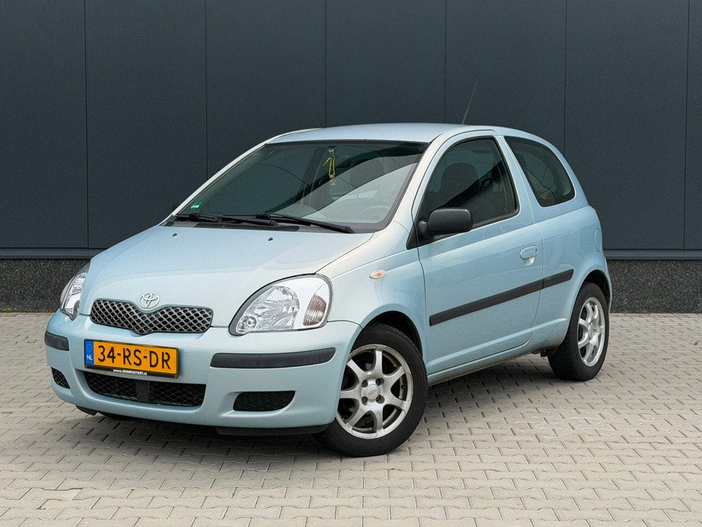 Toyota Yaris 1.0 VVT-i Idols | AIRCO | ELEKTRISCHE RAMEN | D, Voorwielaandrijving, Gebruikt, 4 cilinders, Blauw