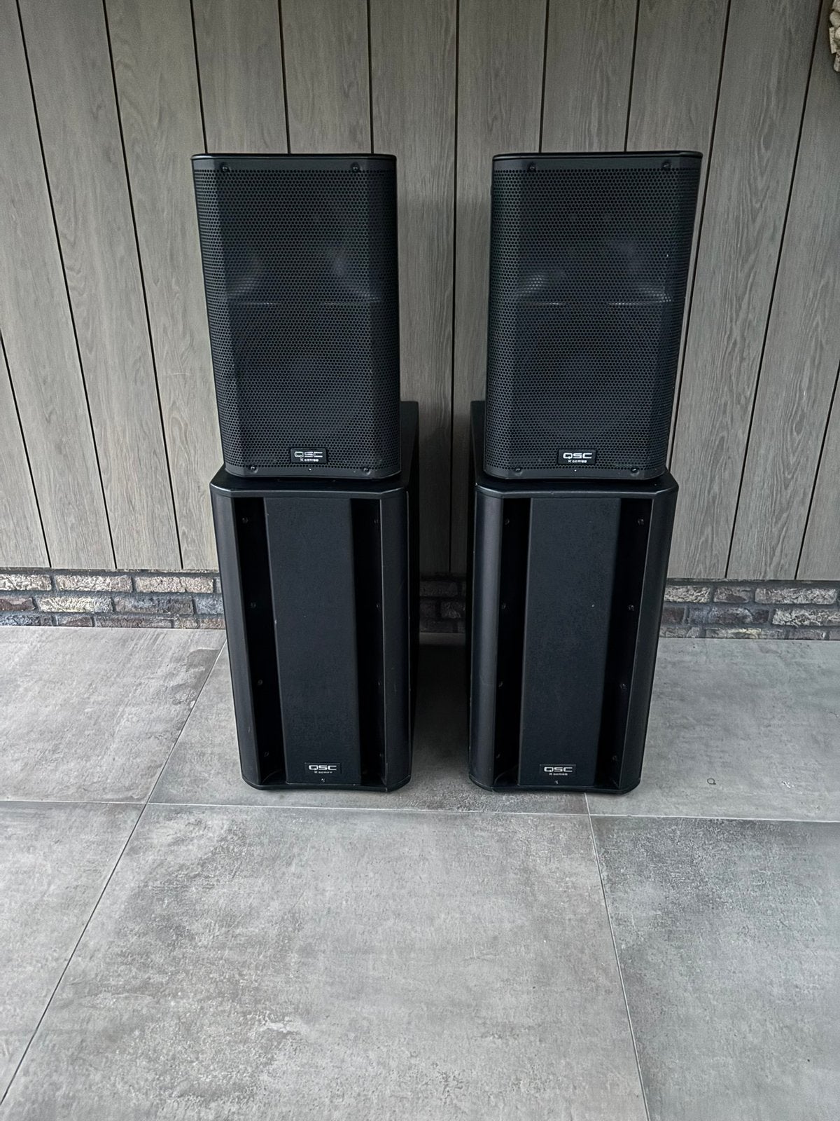 2 x QSC Ksub actieve subwoofers, Ophalen, Gebruikt, Audio