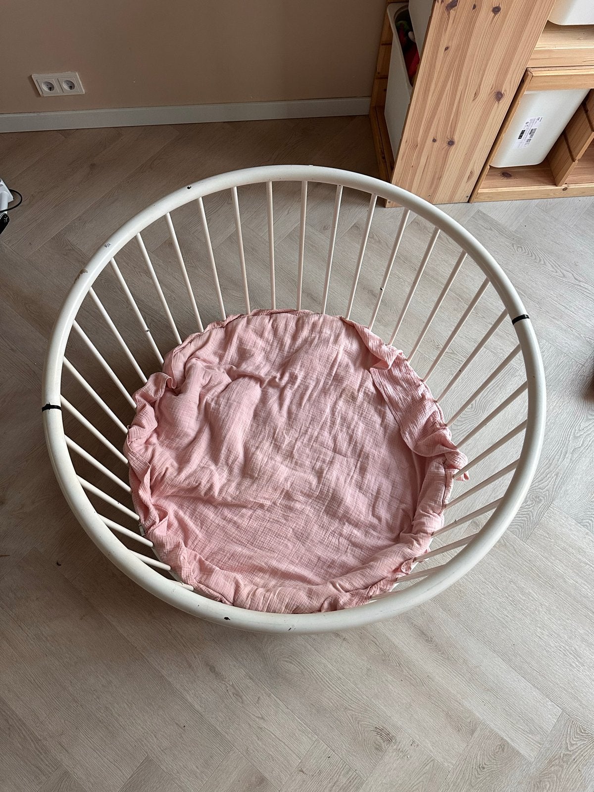 Merkloze witte ronde box met wieltjes, Kinderen en Baby's, Ophalen, Gebruikt, Rond, Boxkleed