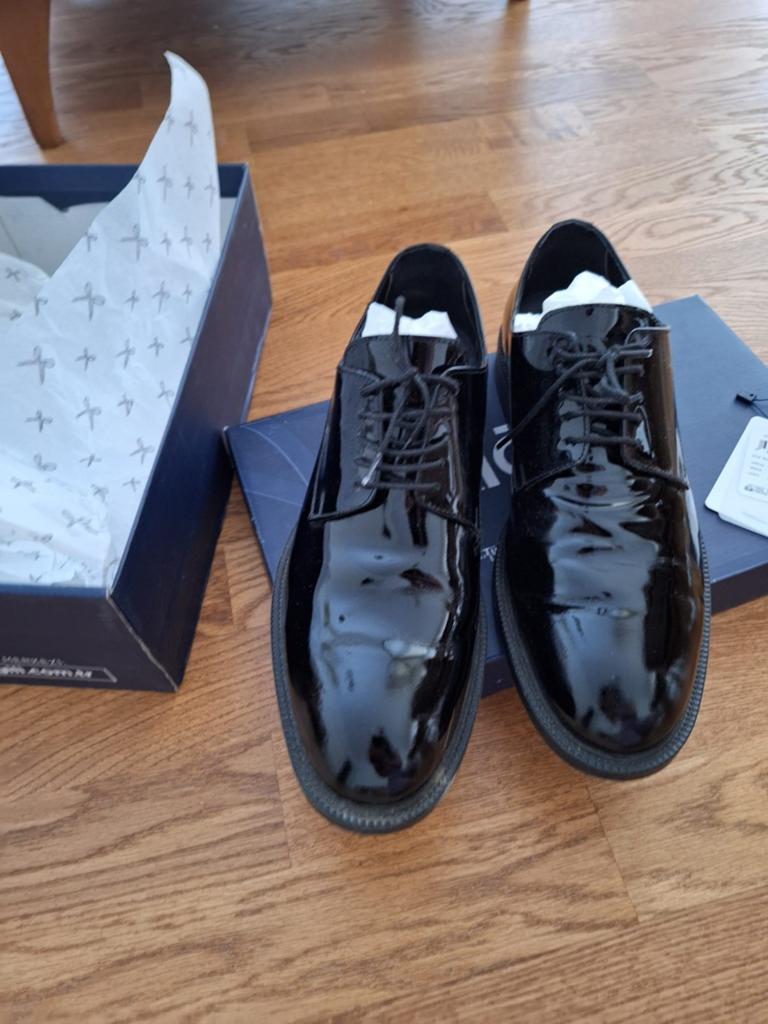 Kigili nette heren schoenen van echt leer maat 43 zwart, Verzenden, Zwart, Kigili, Zo goed als nieuw