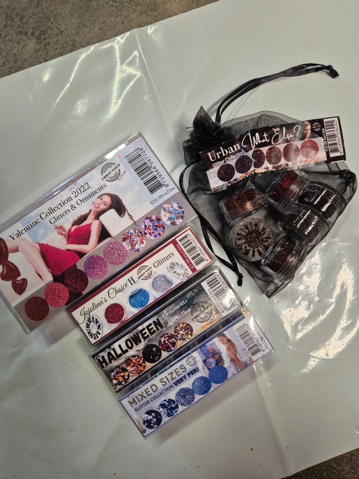 Nieuw Urban Nails 5x glitter collectie pakket 4, Overige kleuren, Nieuw, Ophalen of Verzenden, Handen en Nagels