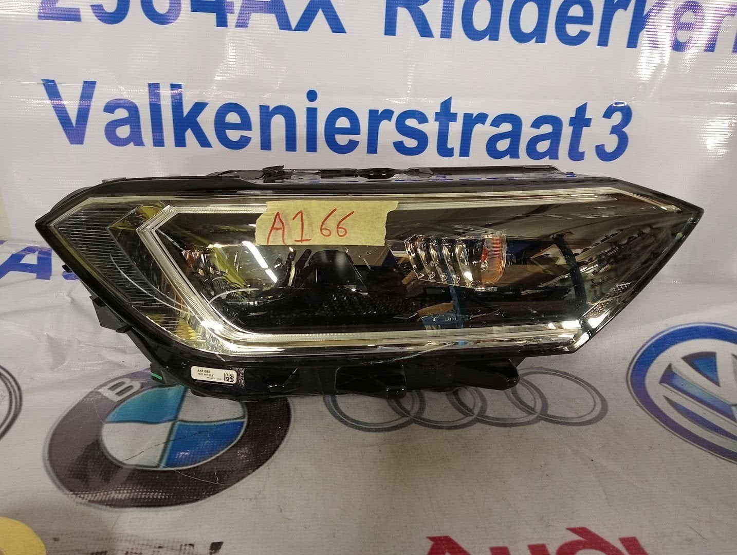 Volkswagen Jetta IV koplampen rechts 17B941036E origineel, Auto-onderdelen, Verlichting, Gebruikt, -, Volkswagen, -