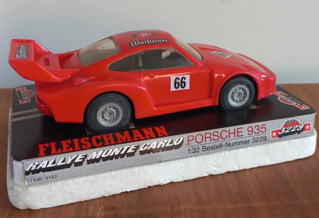 FLEISCHMANN  SLOTCAR PORSCHE 935, Kinderen en Baby's, Fleischmann, Ophalen of Verzenden, Elektrisch, Racebaan