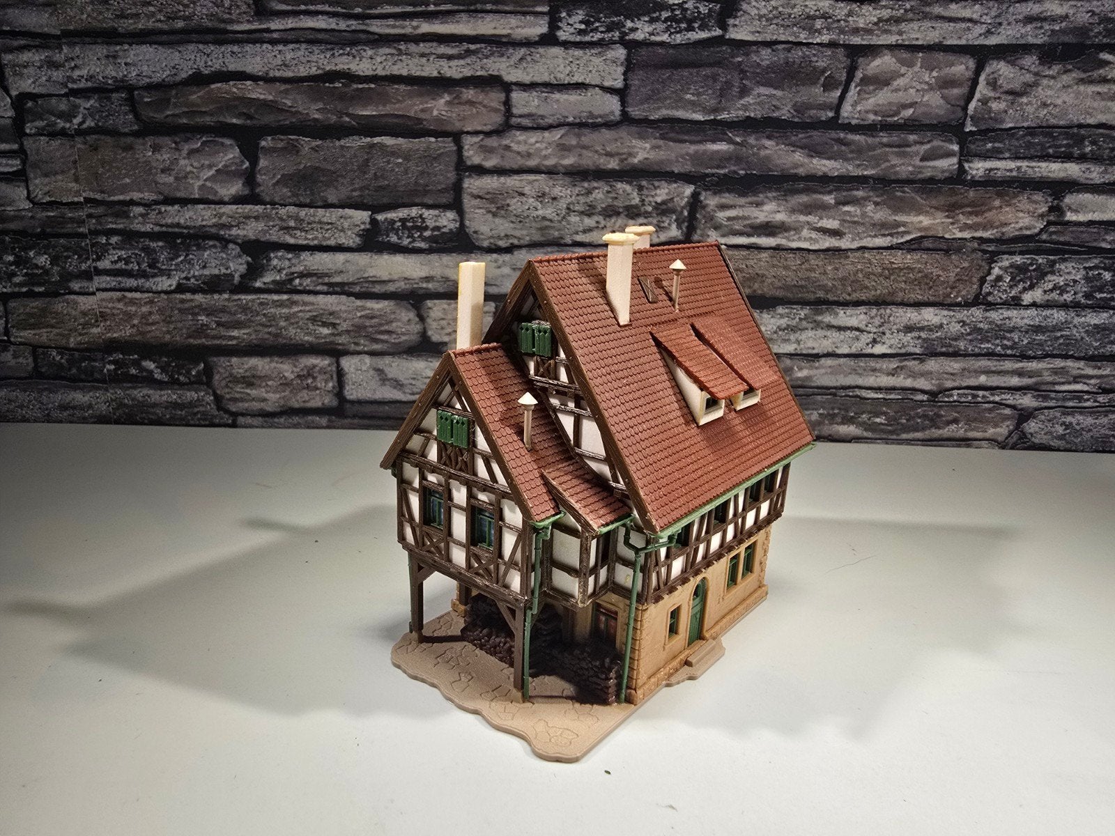 vakwerkhuis Duits huis N spoor modeltrein 1:160, Overige merken, Gebruikt, Gelijkstroom of Wisselstroom, Brug, Tunnel of Gebouw