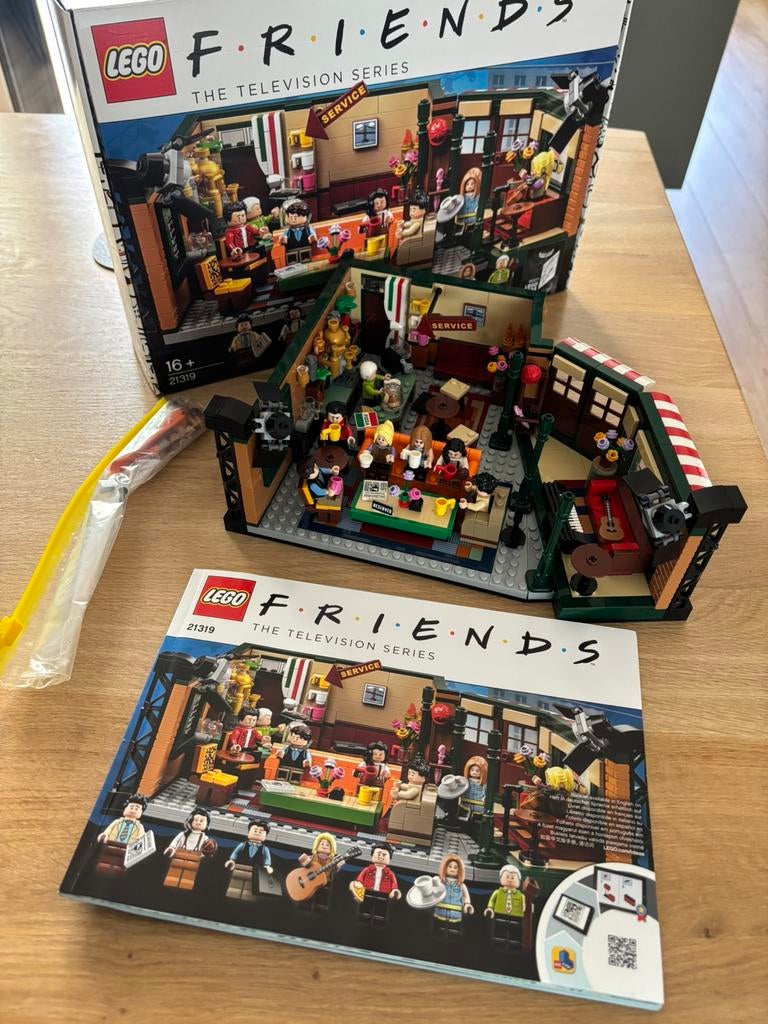 Lego 21319 Friends Central perk ZGAN, Verzenden, Lego, Compleet, Complete set