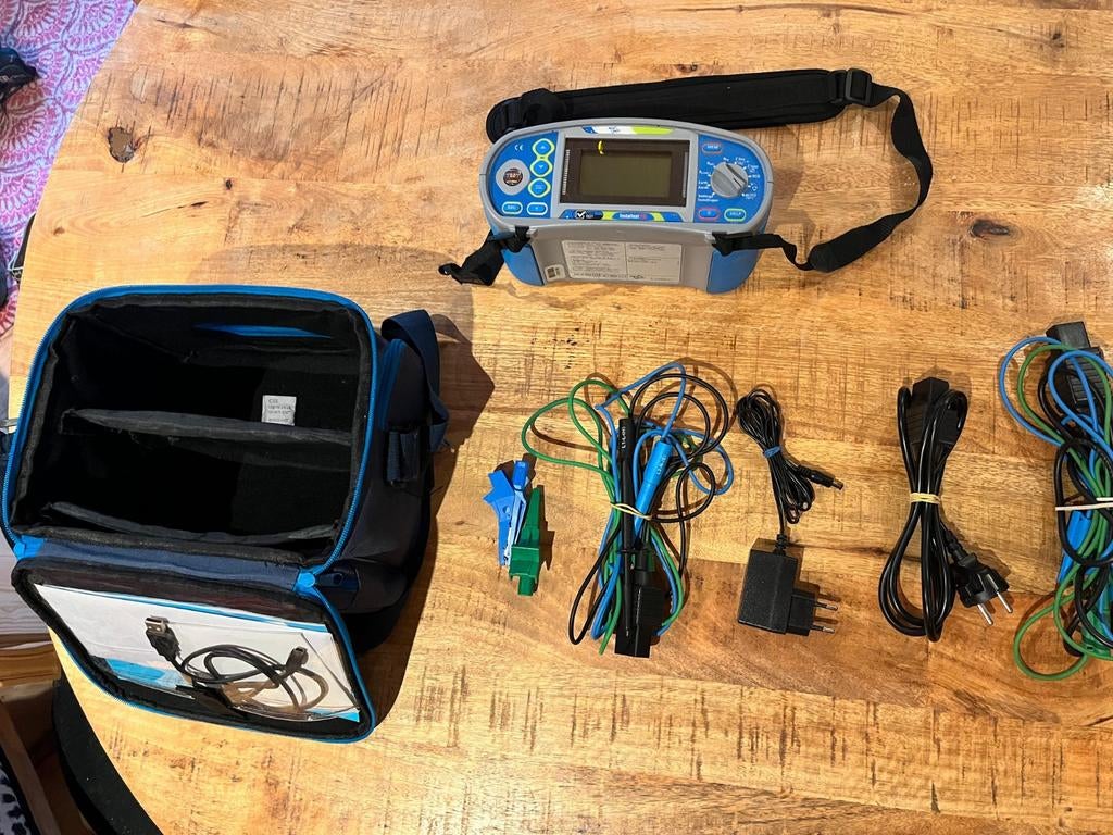 Installatie tester: Nieaf-Smitt Instaltest XE +Tip Commander, Ophalen of Verzenden
