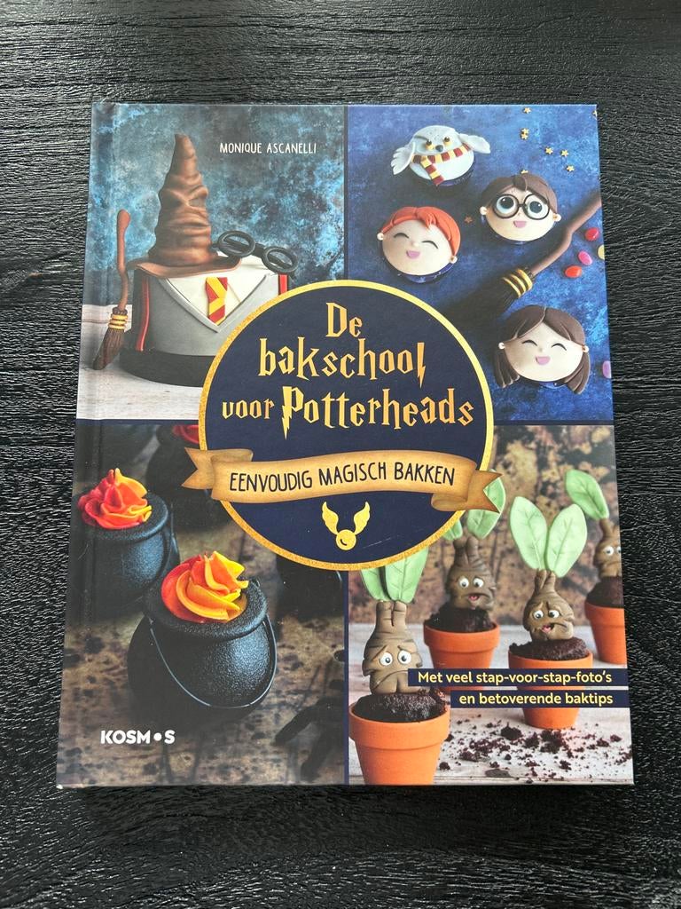 De bakschool voor Potterheads, Boeken, Kookboeken, Ophalen of Verzenden, Zo goed als nieuw, Taart, Gebak en Desserts