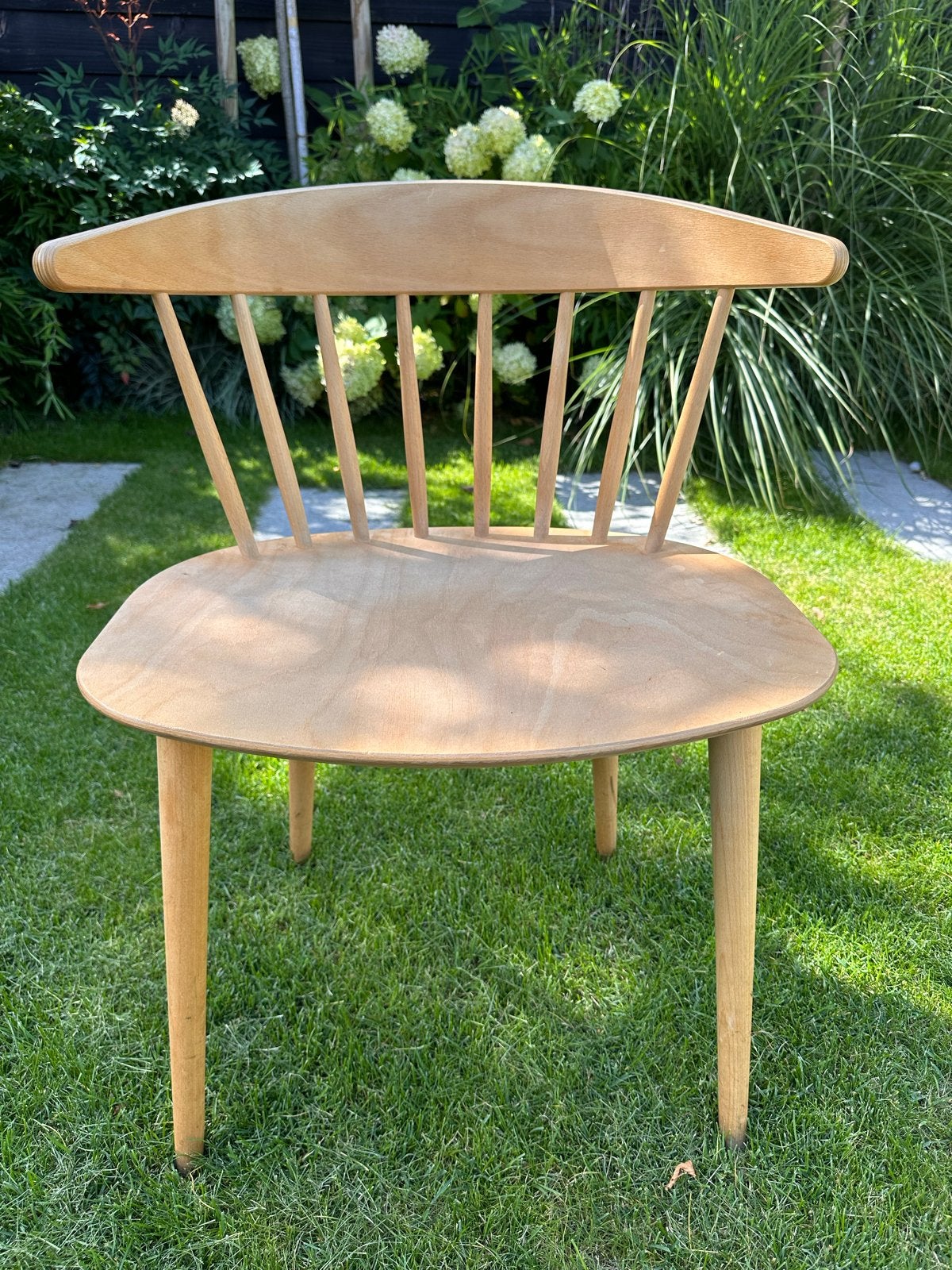 Vintage houten stoel met spijlen rugleuning, Ophalen