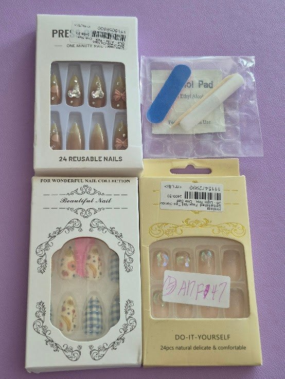 kunstnagels set (3x24pc) + nagellijm, Ophalen of Verzenden, Nieuw, Handen en Nagels, Toebehoren
