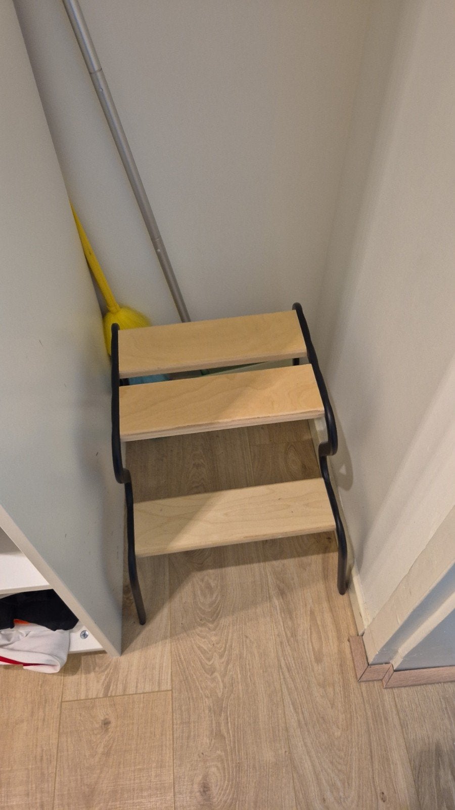 Klein opstapje, als nieuw, Ophalen, Zo goed als nieuw, Minder dan 2 meter