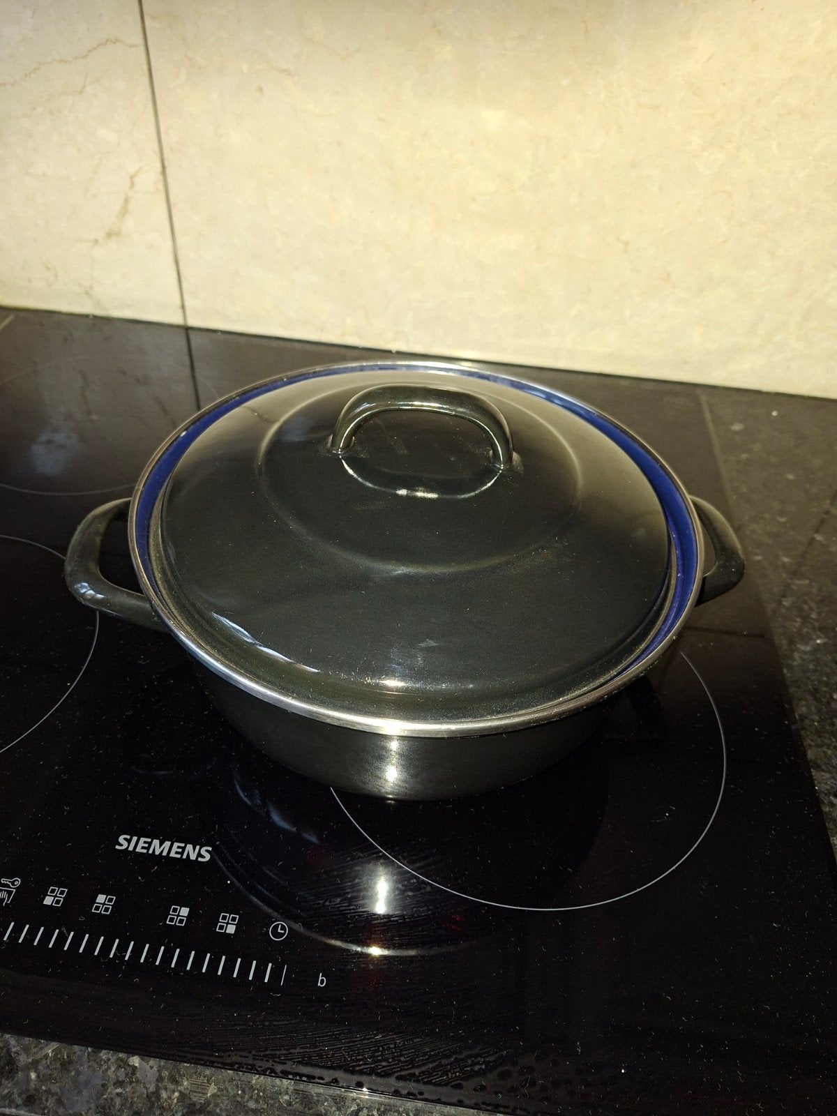 BK Braadpan 26cm - Perfect voor heerlijke stoofschotels, Gebruikt, Braadpan, BK, Geschikt voor inductie