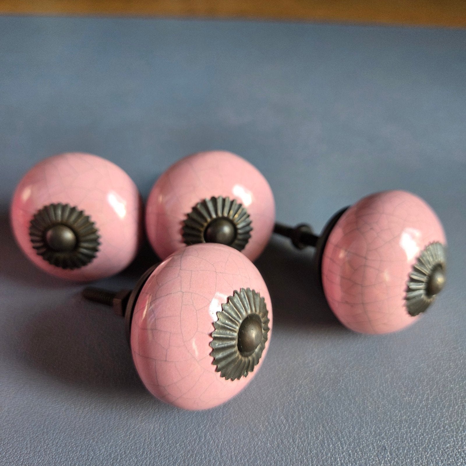 Set van 4 roze keramische ladeknoppen met craquelé, Vintage, Nieuw, Roze, Ophalen of Verzenden