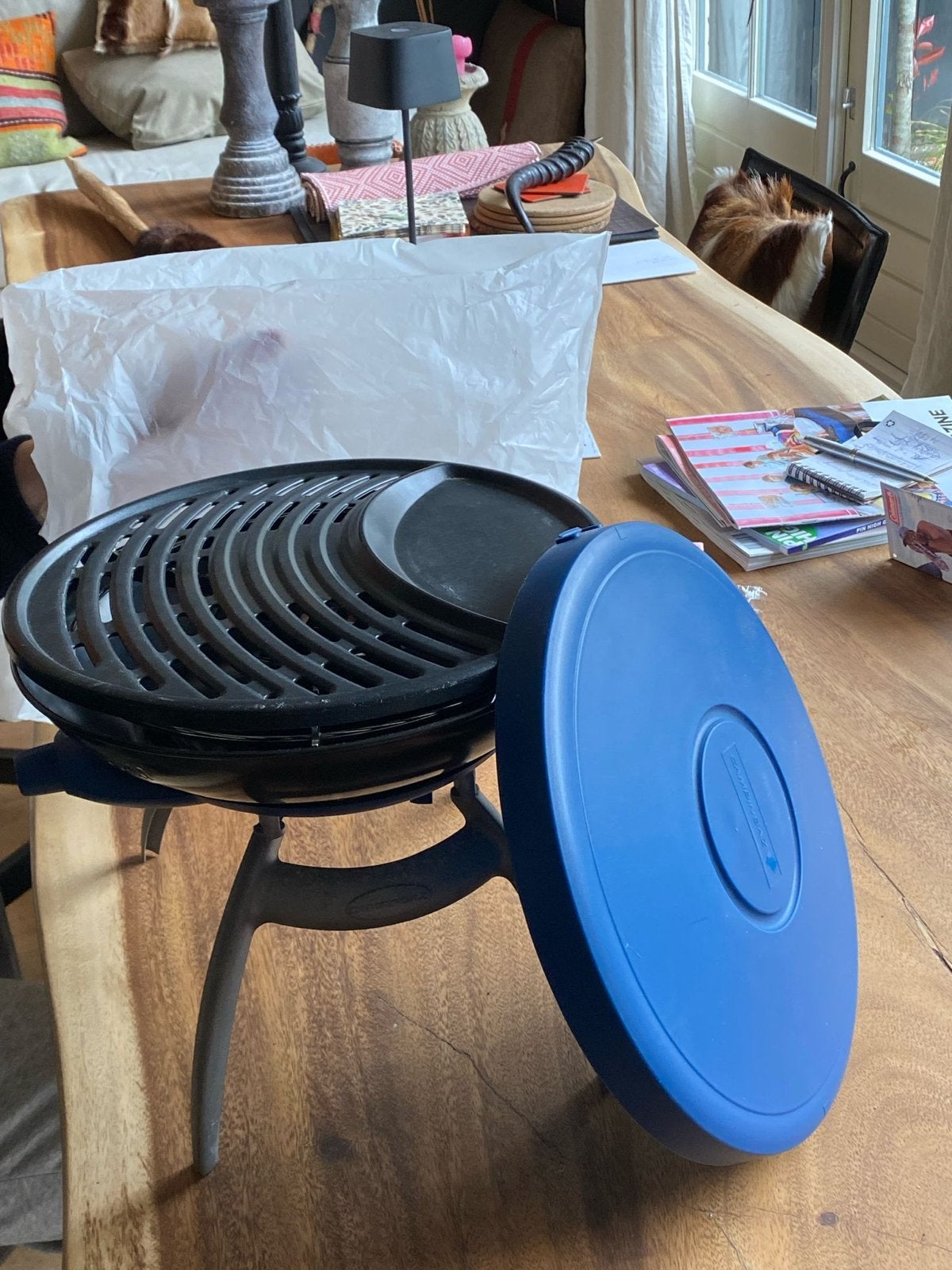 Complete kampeeruitrusting: BBQ, tent, servies en meer, Ophalen, Gebruikt