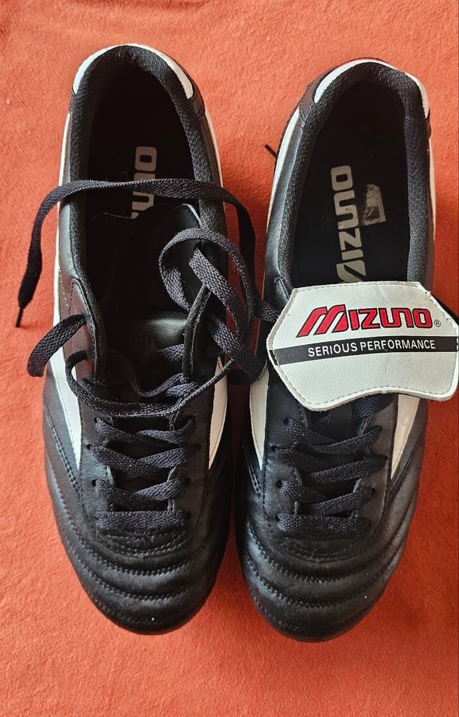 Mizuno Voetbalschoenen van Kangoeroeleer - Zo goed als nieuw, Ophalen of Verzenden, Zo goed als nieuw, Schoenen