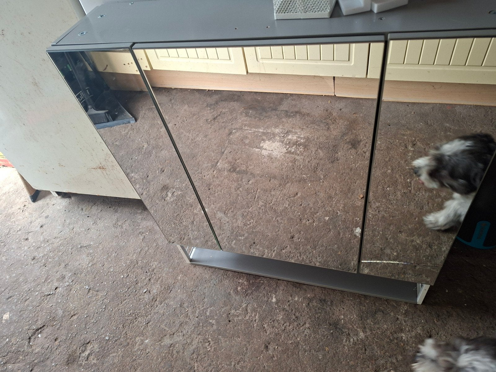Gratis badkamerkast met spiegeldeuren, Ophalen, Spiegelkast, Nieuw, 50 tot 100 cm