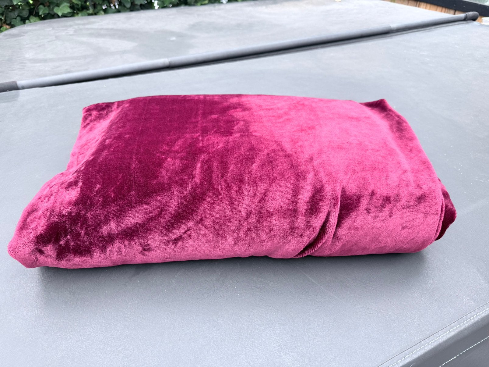 Luxe nieuwe Fleecedeken te koop., Ophalen of Verzenden, Deken of Dekbed, Fleece, Rood