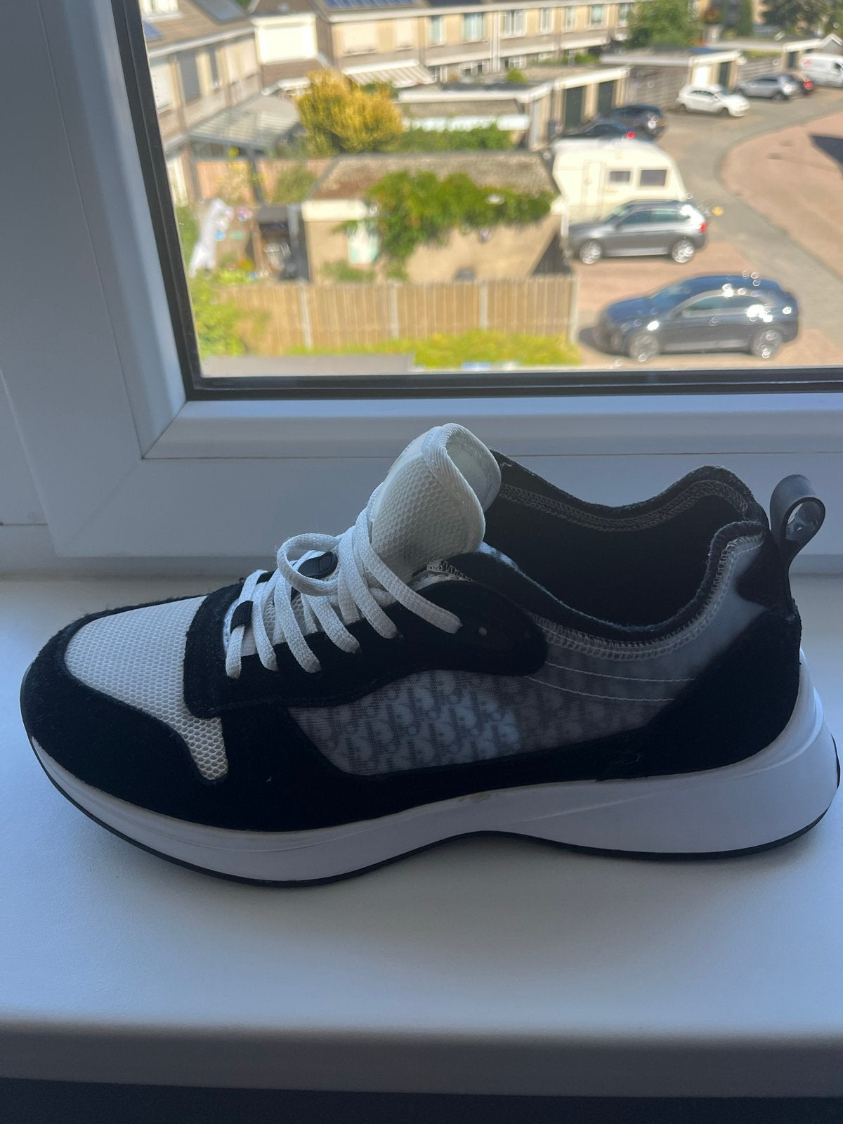 Dior B22 Sneakers Zwart/Wit Maat 44, Ophalen of Verzenden, Zo goed als nieuw, Zwart, Sneakers of Gympen