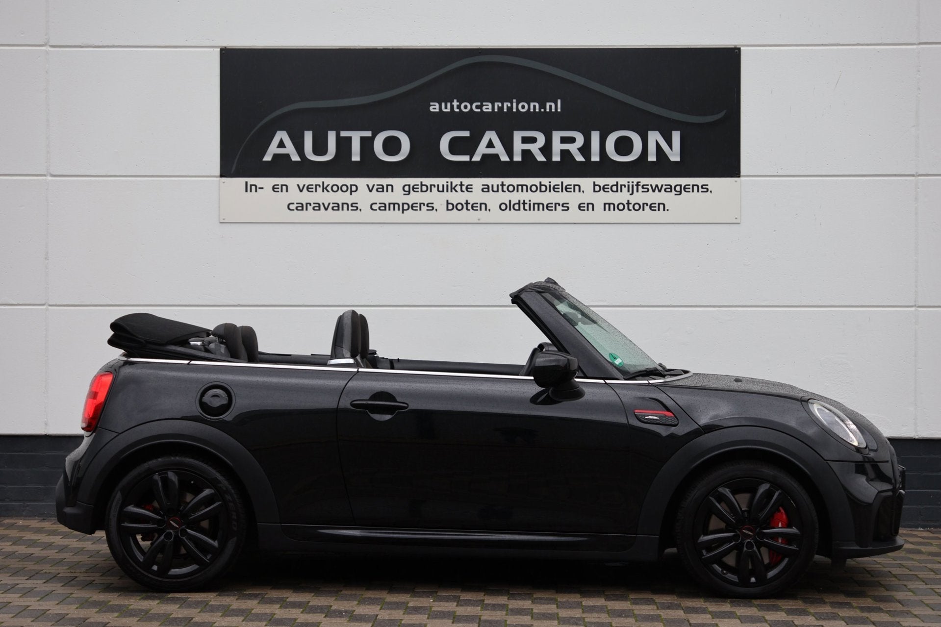 Mini Cabrio 2.0 John Cooper Works JCW Pack Carplay Dealer on, Auto's, Gebruikt, Zwart, 4 cilinders, Cabriolet