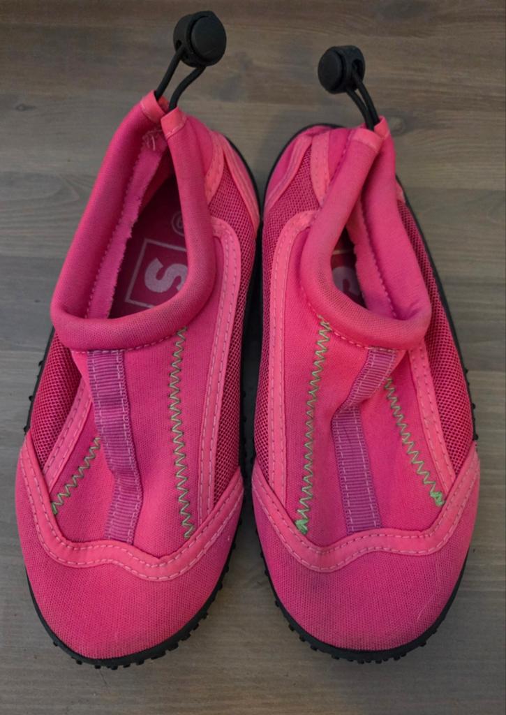 Roze waterschoenen maat 29 - Zo goed als nieuw, Jongen of Meisje, Overige typen, Ophalen of Verzenden, Zo goed als nieuw