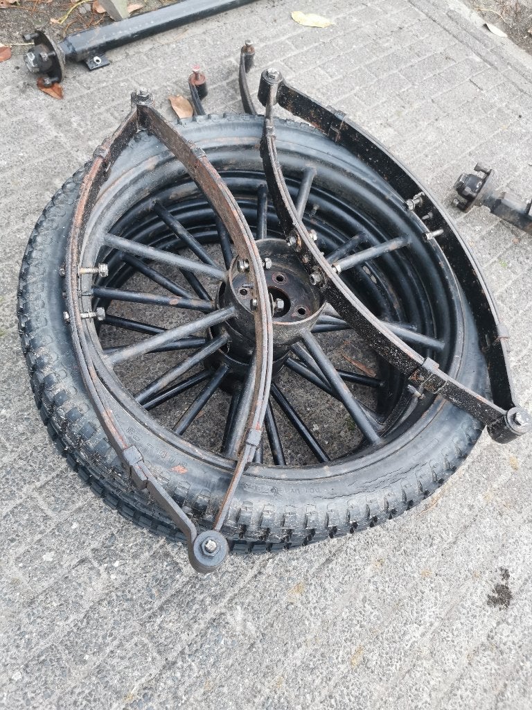 2 stuks Ellips bladveren, Ophalen, Gebruikt