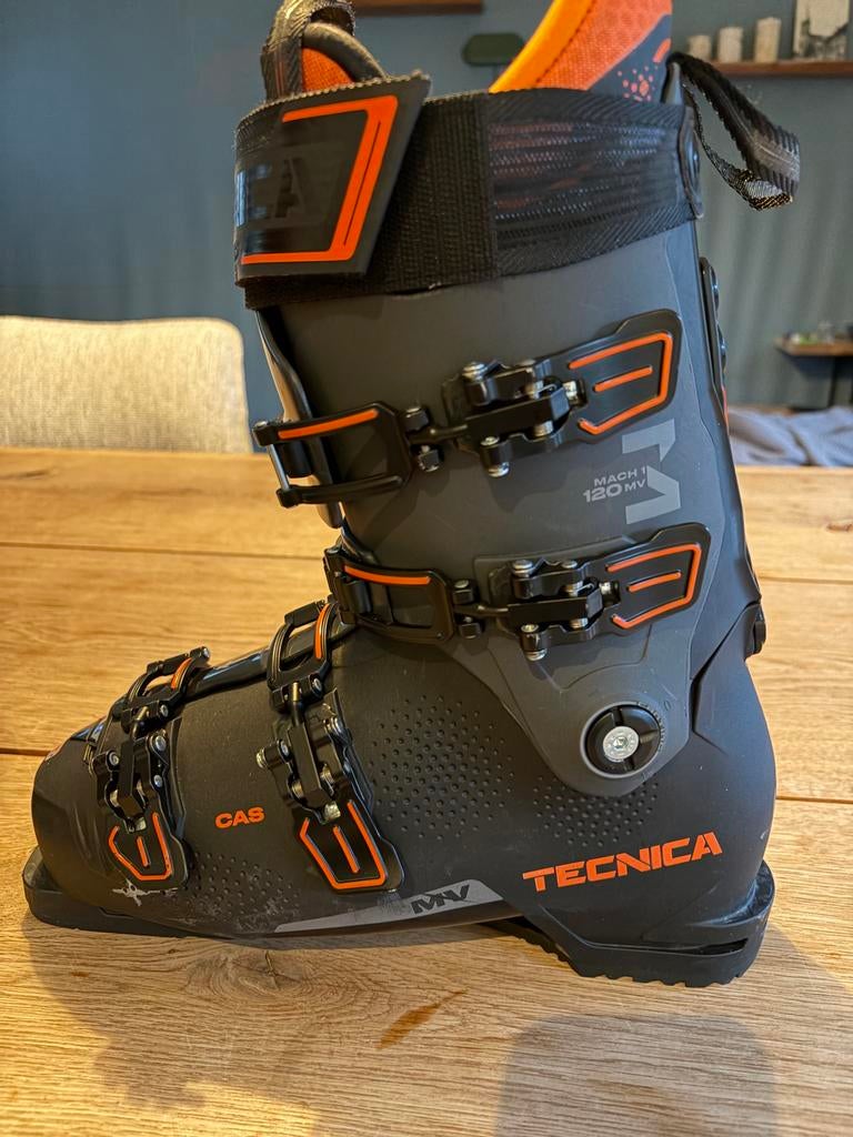 Tecnica skischoenen 27.5, Sport en Fitness, Skiën en Langlaufen, Zo goed als nieuw, Schoenen, Skiën, Overige merken, 160 tot 180 cm