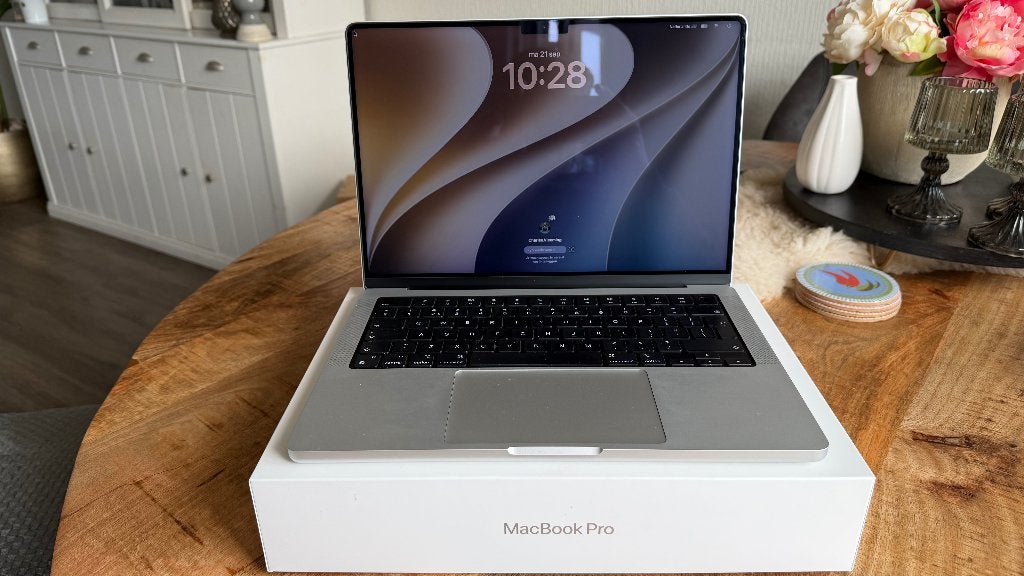 Macbook Pro 14Inch M1--512GB-16GB 08-2022, Computers en Software, Qwerty, Overige groottes, Zo goed als nieuw, Ophalen