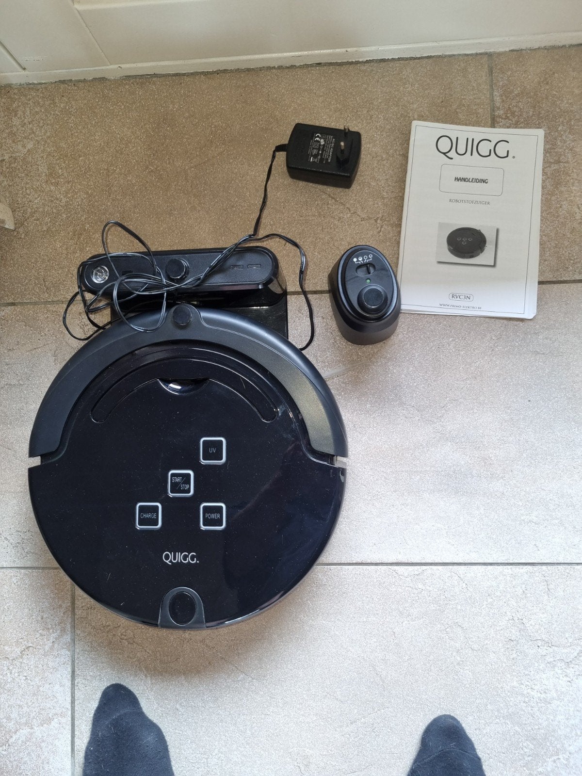 Quigg Robotstofzuiger - Zwart, met oplaadstation, Witgoed en Apparatuur, Stofzuigers, Overige merken, Gebruikt, Ophalen of Verzenden