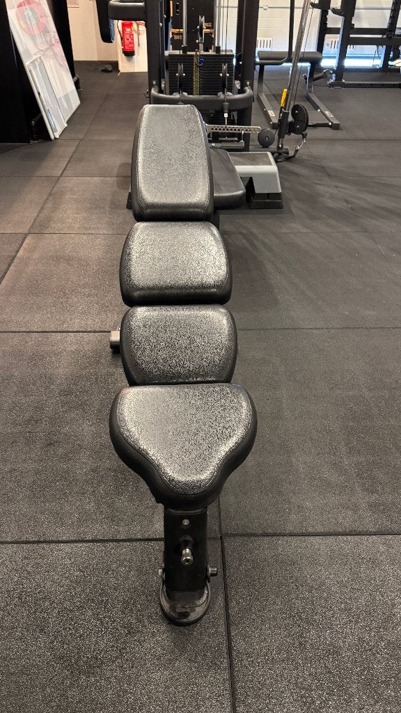 LMX Multi Purpose Bench LMX1060 – 2 stuks, Sport en Fitness, Ophalen, Gebruikt, Fitnessbank
