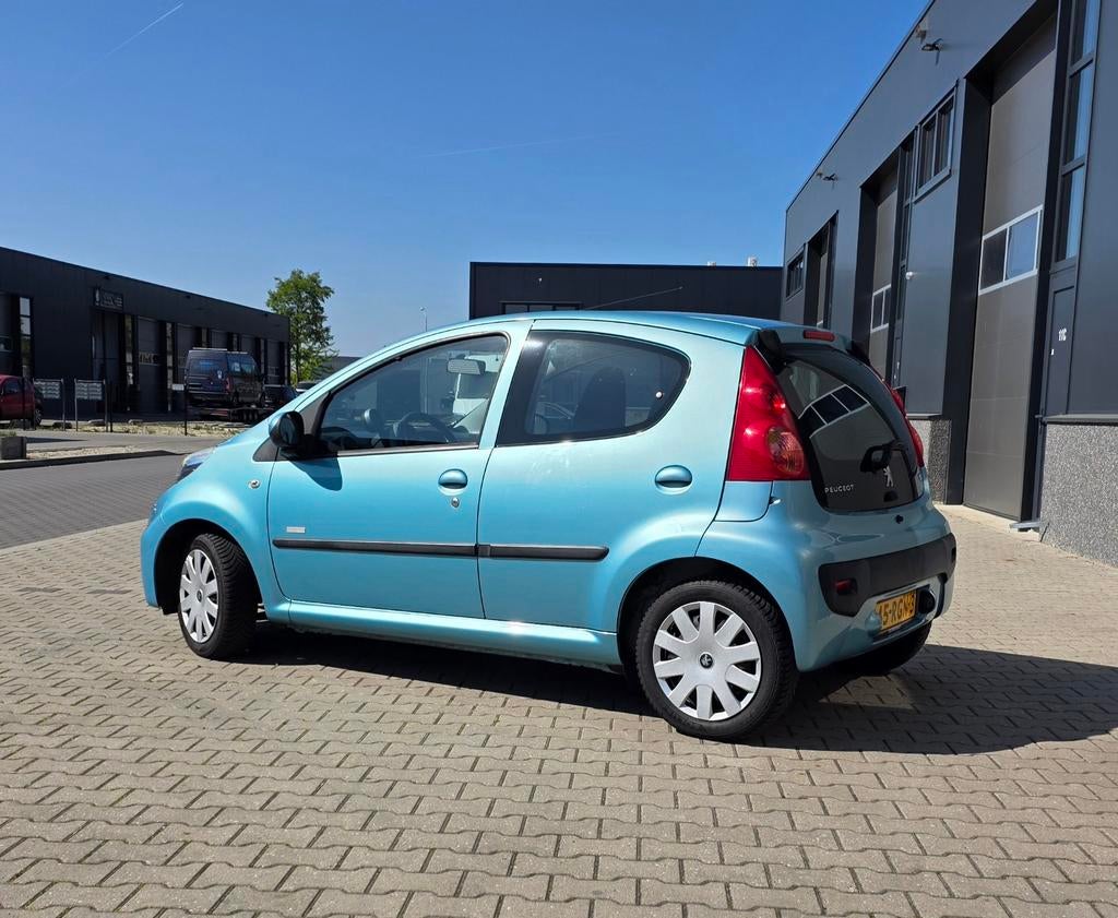 Peugeot 107 1.0-12V Millesim 200 LAGE KM*NAP*NIEUWE APK, Auto's, Peugeot, Voorwielaandrijving, Stof, Origineel Nederlands, Bedrijf