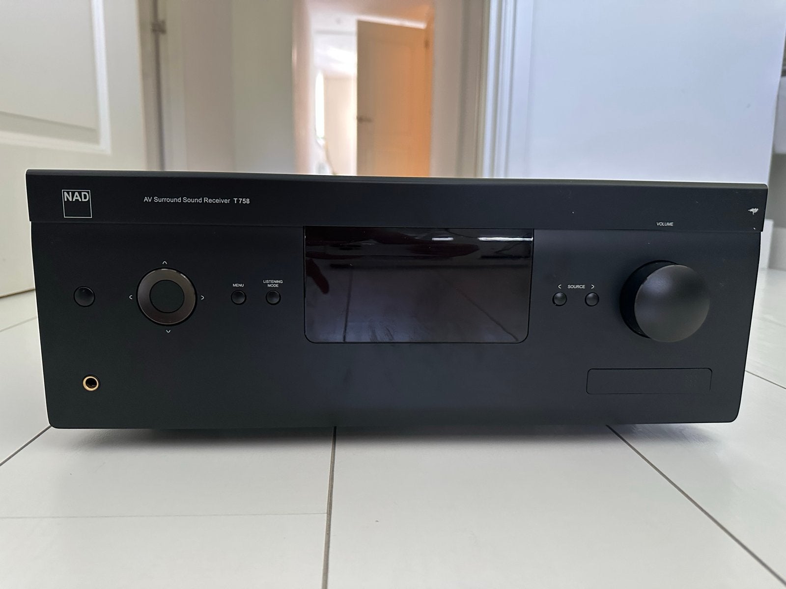 NAD T758 AV Surround Sound Receiver - Uitstekende Staat, Audio, Tv en Foto, Versterkers en Receivers, Zo goed als nieuw, 120 watt of meer