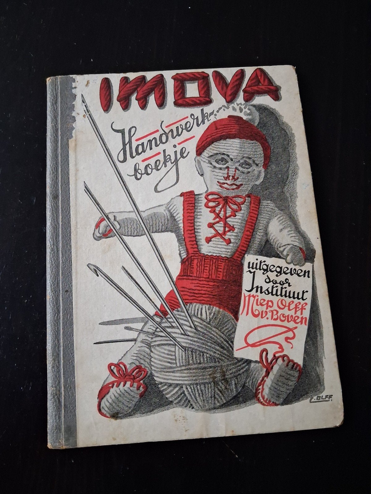 IMOVA Handwerkboekje - Instituut Miep Olff v. Boven, Boeken, Ophalen of Verzenden, Gelezen, Borduren en Naaien, Instituut Miep Olff v. Boven