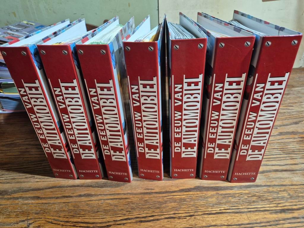 de eeuw van de automobiel, Hachette, Ophalen of Verzenden, Gelezen, Hachette