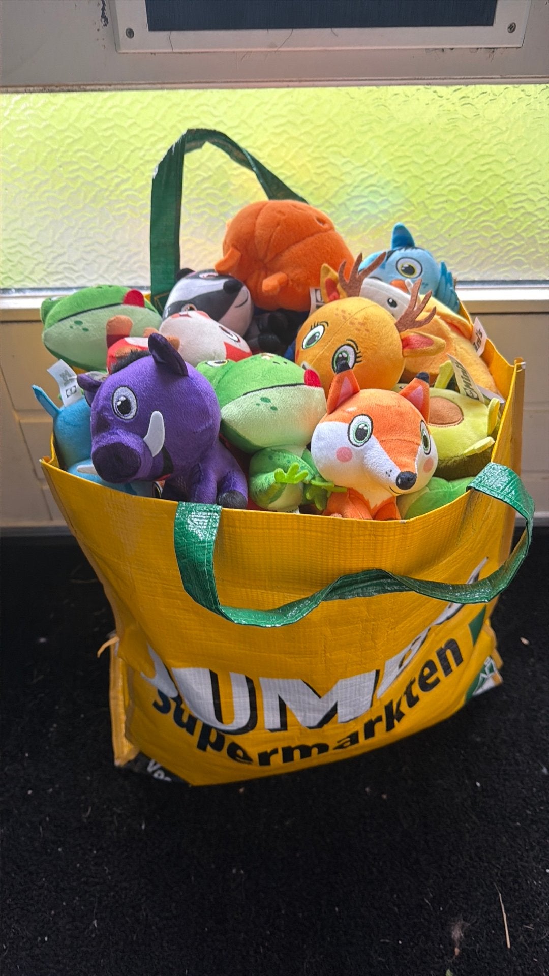 Hele boodschappentas vol knuffels! Nieuw. Fruit & bos mini’s, Ophalen, Nieuw