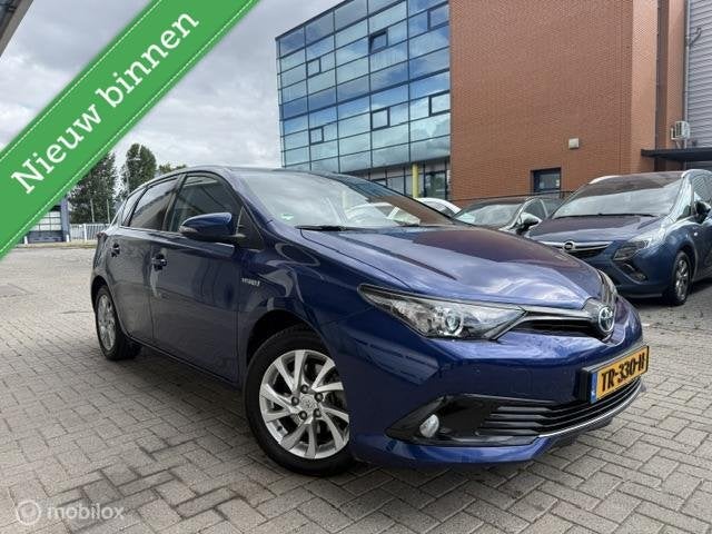 Toyota Auris 1.8 Hybrid Energy Plus, Auto's, Gebruikt, Euro 6, 4 cilinders, Blauw