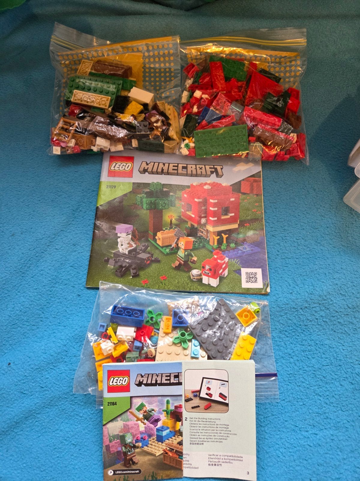 2x LEGO Minecraft sets (21164 & 21179), Gebruikt, Minecraft, Lego, Inclusief instructies