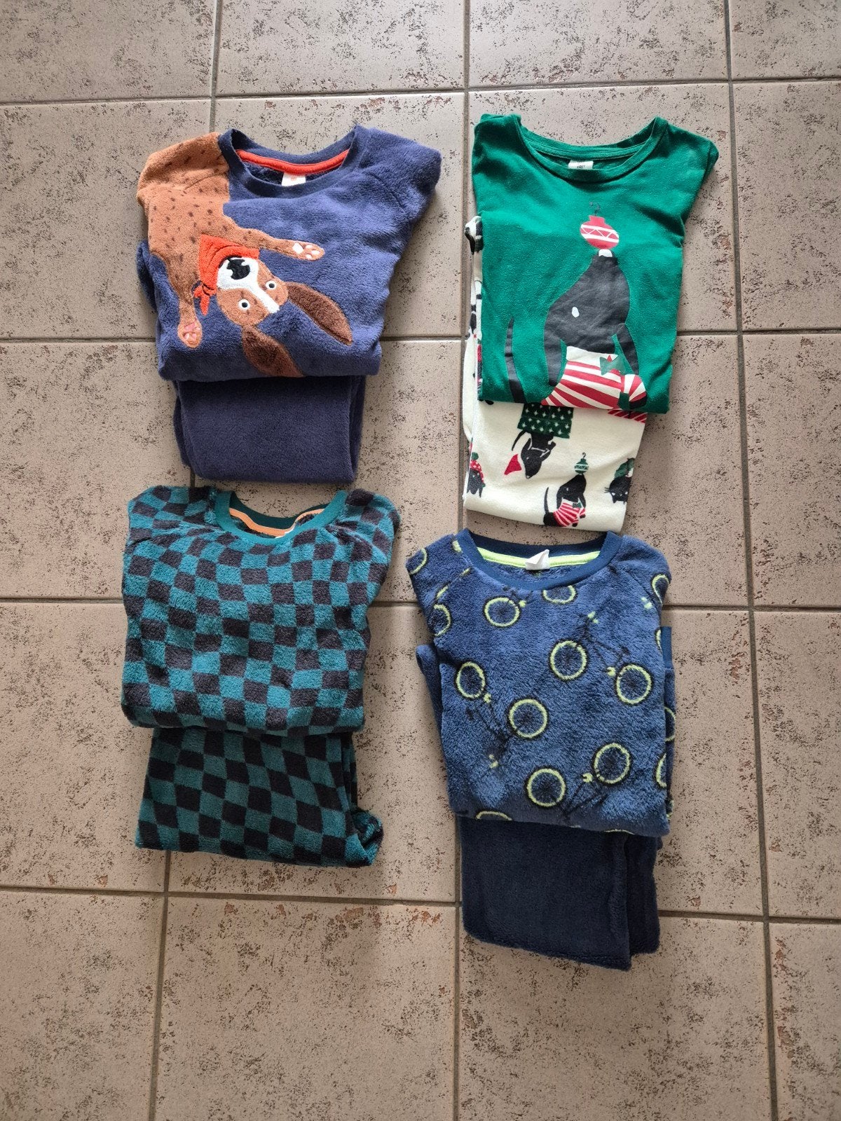 4  pyama's  ,mt.134-140, Hema, Nacht- of Onderkleding, Ophalen of Verzenden, Zo goed als nieuw, Hema