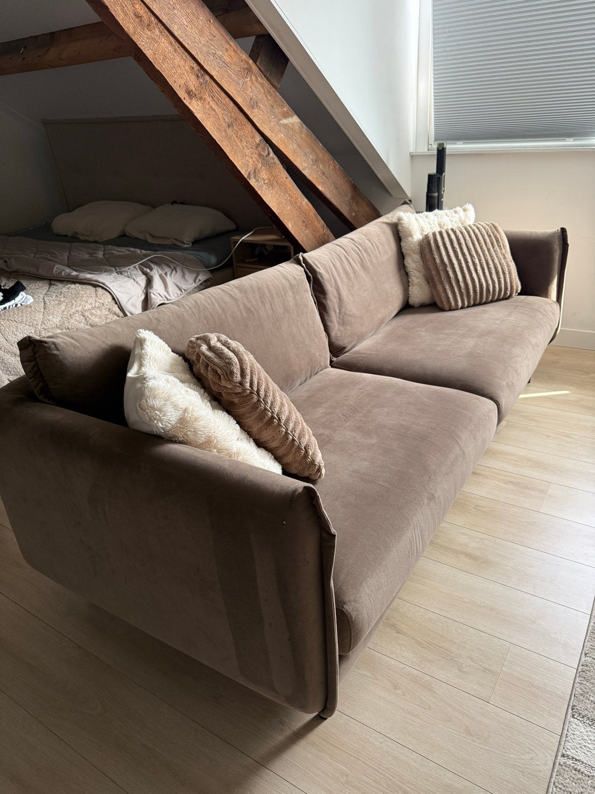 bruine bank met fauteuil en een stoel, Huis en Inrichting, Banken | Bankstellen, Ophalen, Warme stijl, Driepersoons, 75 tot 100 cm