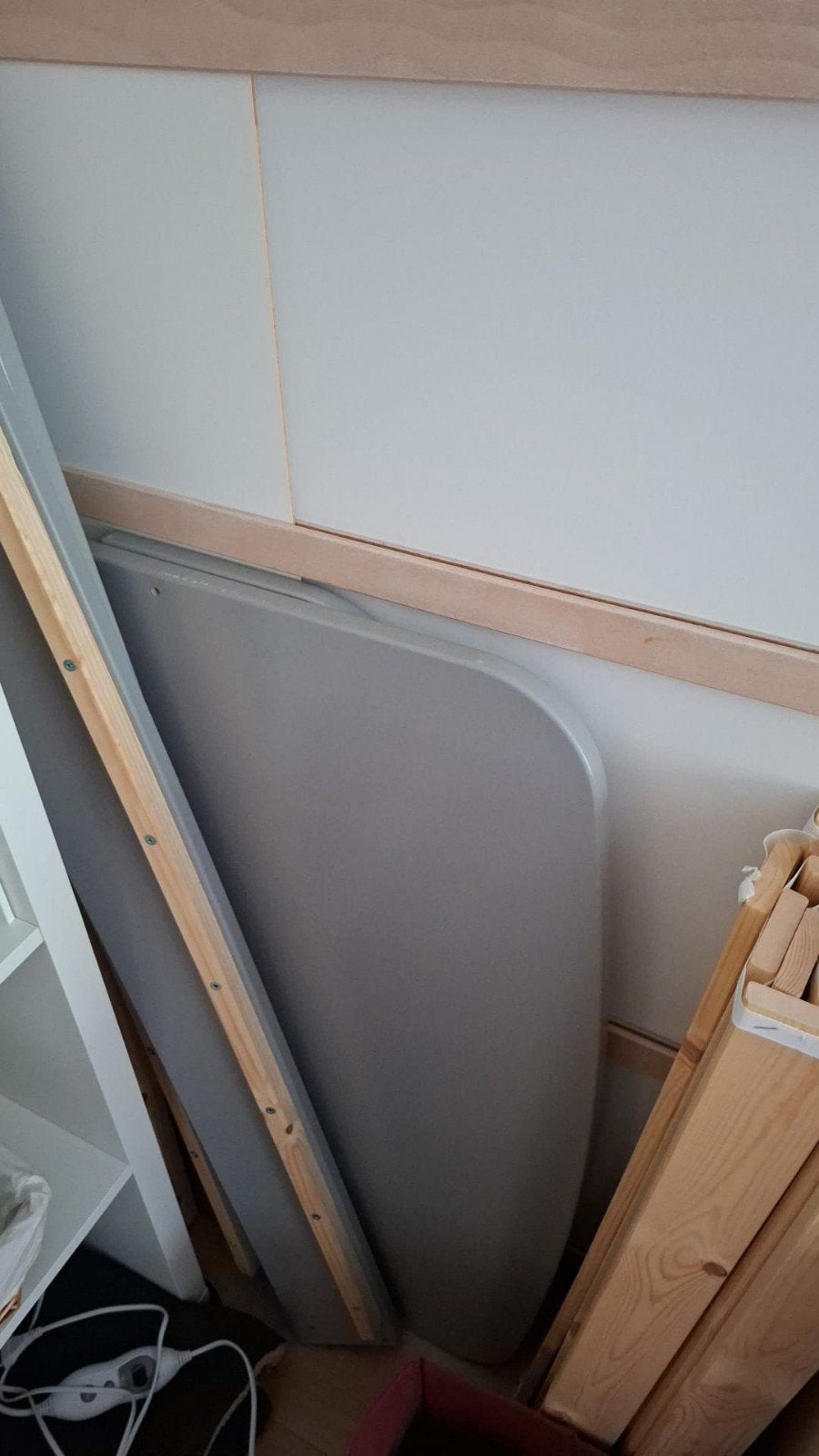 Grijs eenpersoonsbed 90x200 met hoger hoofdbord, Ophalen, Gebruikt, 90 cm, Eenpersoons