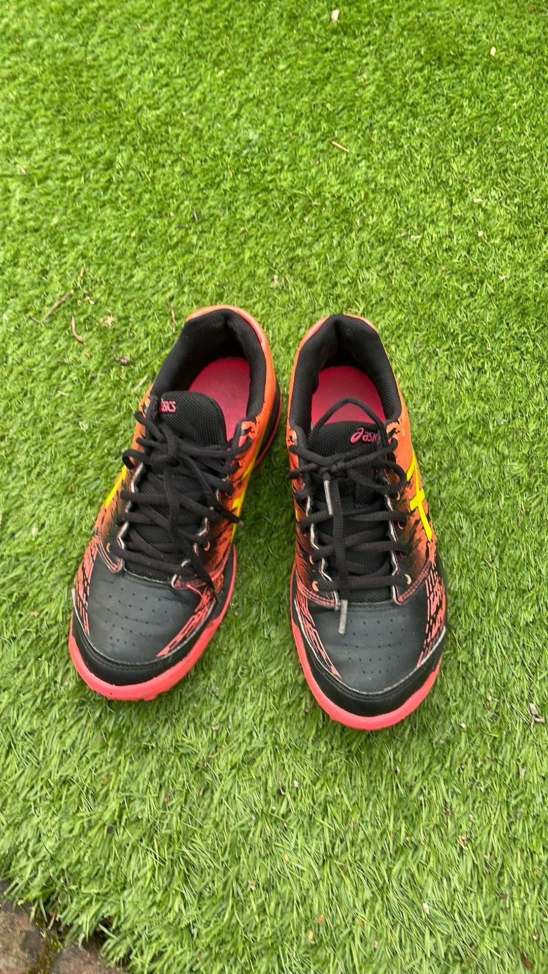 Hockeyschoenen maat 37,5 merk Asics, Sport en Fitness, Hockey, Ophalen, Zo goed als nieuw, Schoenen
