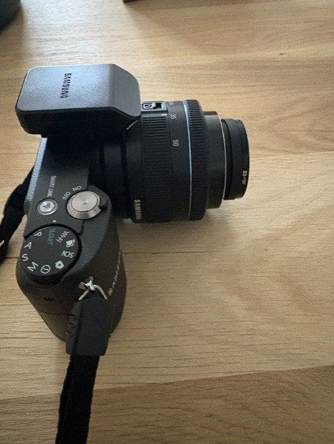 Samsung NX1000 Compact Camera 20-50mm lens. Bijna ongebruikt, Geheugenkaart, Ophalen of Verzenden, Zo goed als nieuw, Samsung