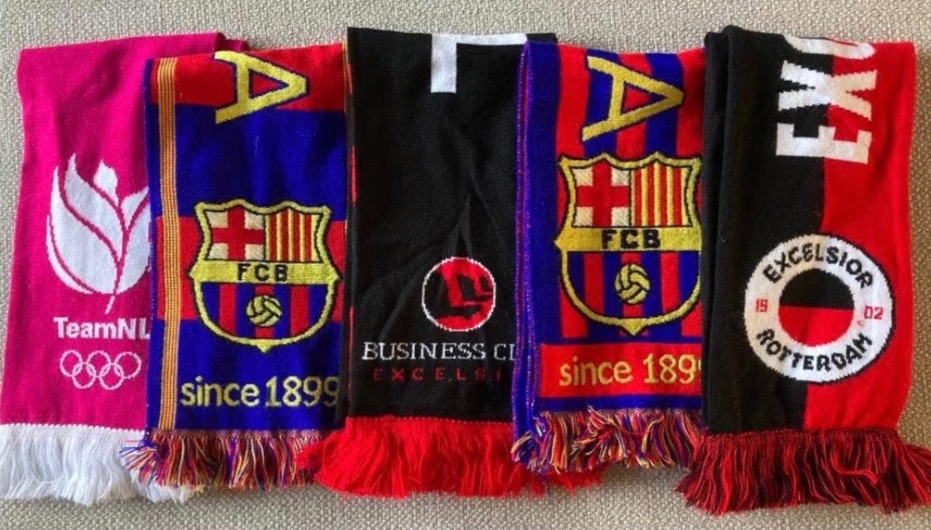 Supportersjaal fansjaal FCB Excelsior RealMadrid, Verzamelen, Sportartikelen en Voetbal, Ophalen of Verzenden, Zo goed als nieuw