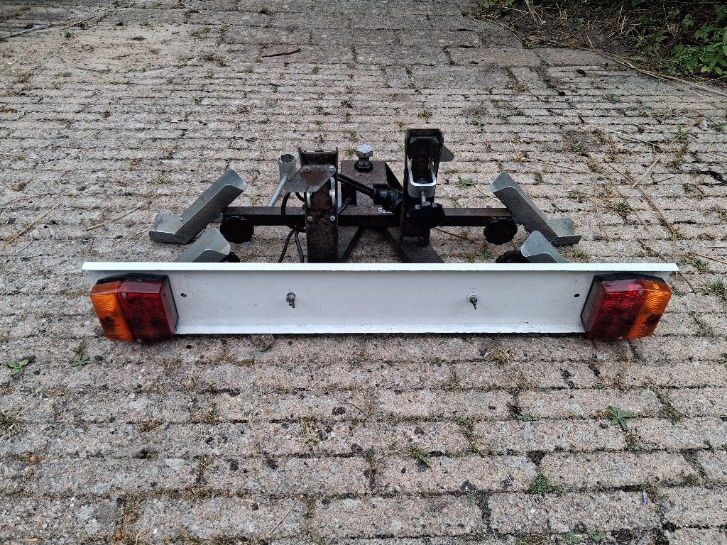 Fietsendrager, Ophalen, 2 fietsen, Gebruikt, Trekhaakdrager