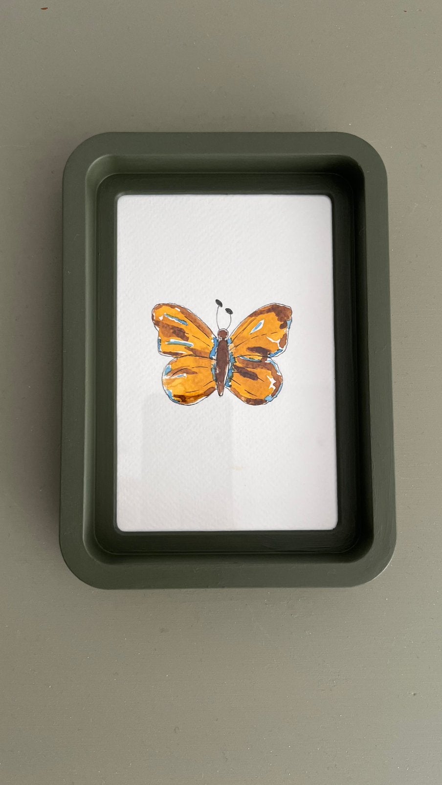 Handgeschilderde vlinder in groene lijst | aquarel | #2, Antiek en Kunst, Aquarel, Papier/karton, Ophalen of Verzenden, Dieren