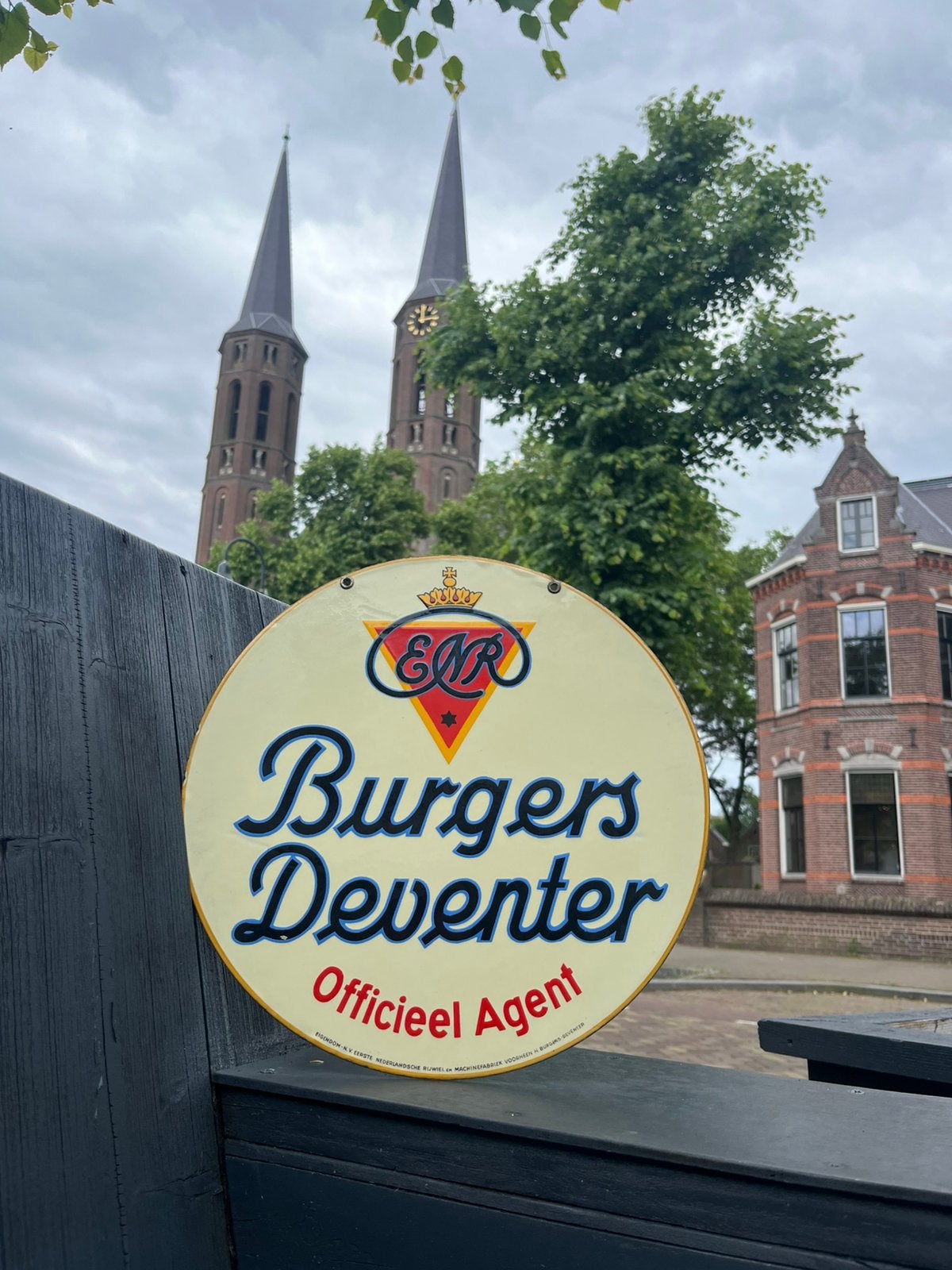 Emaille Reclame Bord “Burgers” Dubbelzijdige Uithanger, Verzamelen, Ophalen of Verzenden, Gebruikt, Reclamebord