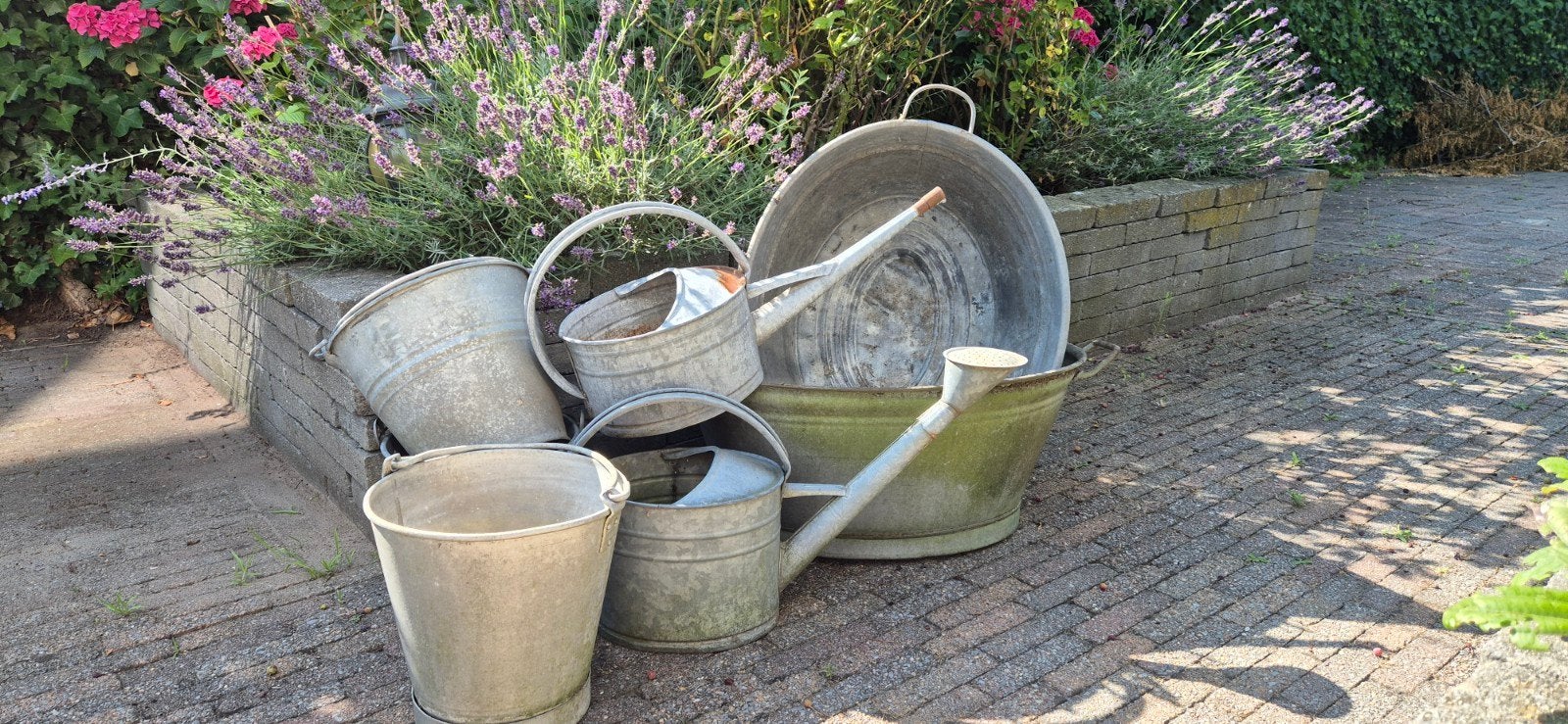 Zinken teilen, gieters en emmers, Tuin en Terras, Bloembakken en Plantenbakken, Ophalen, Gebruikt, Minder dan 30 cm, Rond