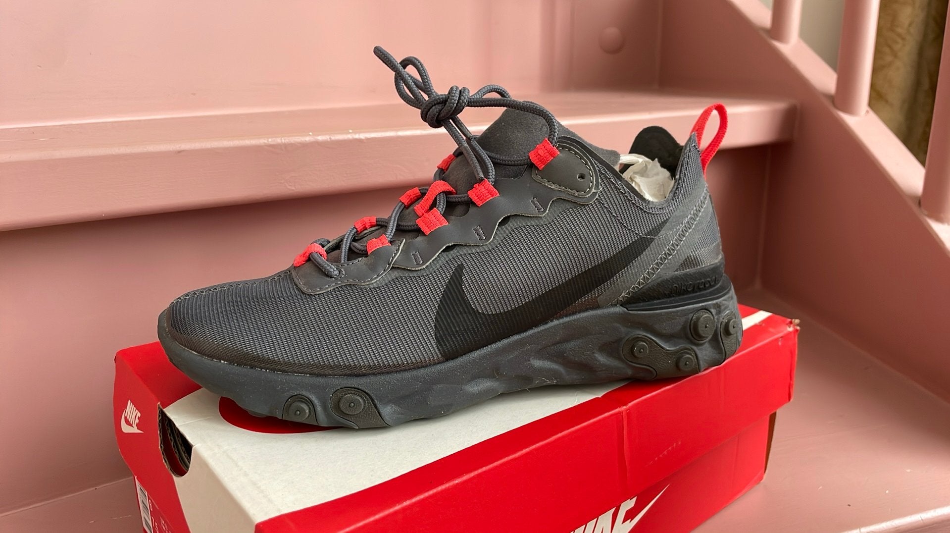 Nike react element 55, mt38,5 dark grey/ black-mtlc., Ophalen of Verzenden, Grijs, Sneakers of Gympen, Zo goed als nieuw