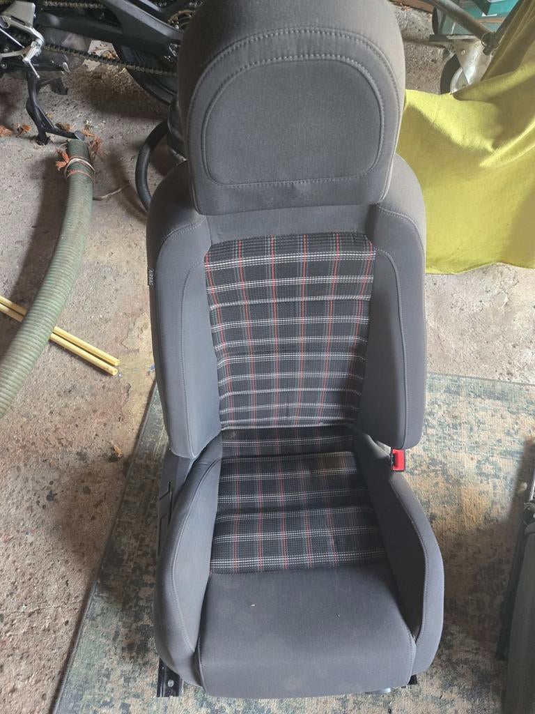 Volkswagen Golf GTI voorstoelen - Gebruikt, Auto-onderdelen, Ophalen of Verzenden, Gebruikt, Volkswagen