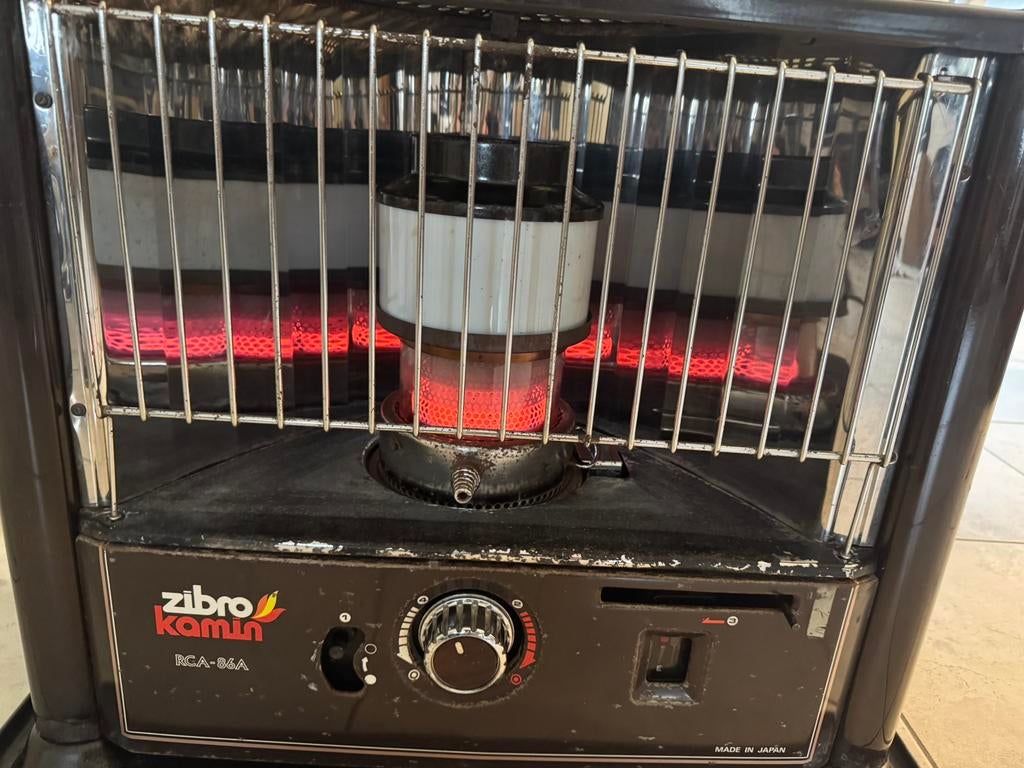 Zibro Kamin RCA 86A Petroleumkachel - Zuinig en compact, Ophalen, Gebruikt, Overige brandstoffen, Petroleumkachel