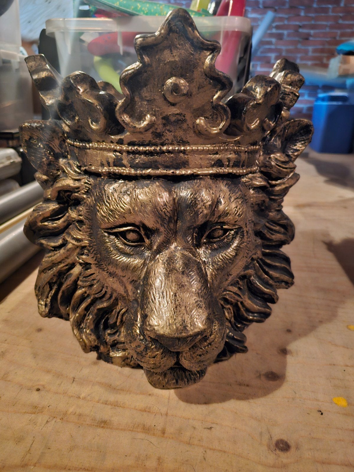 Leeuwenkop bloempot Goud, Ophalen, Zo goed als nieuw, Kunststof, Goud
