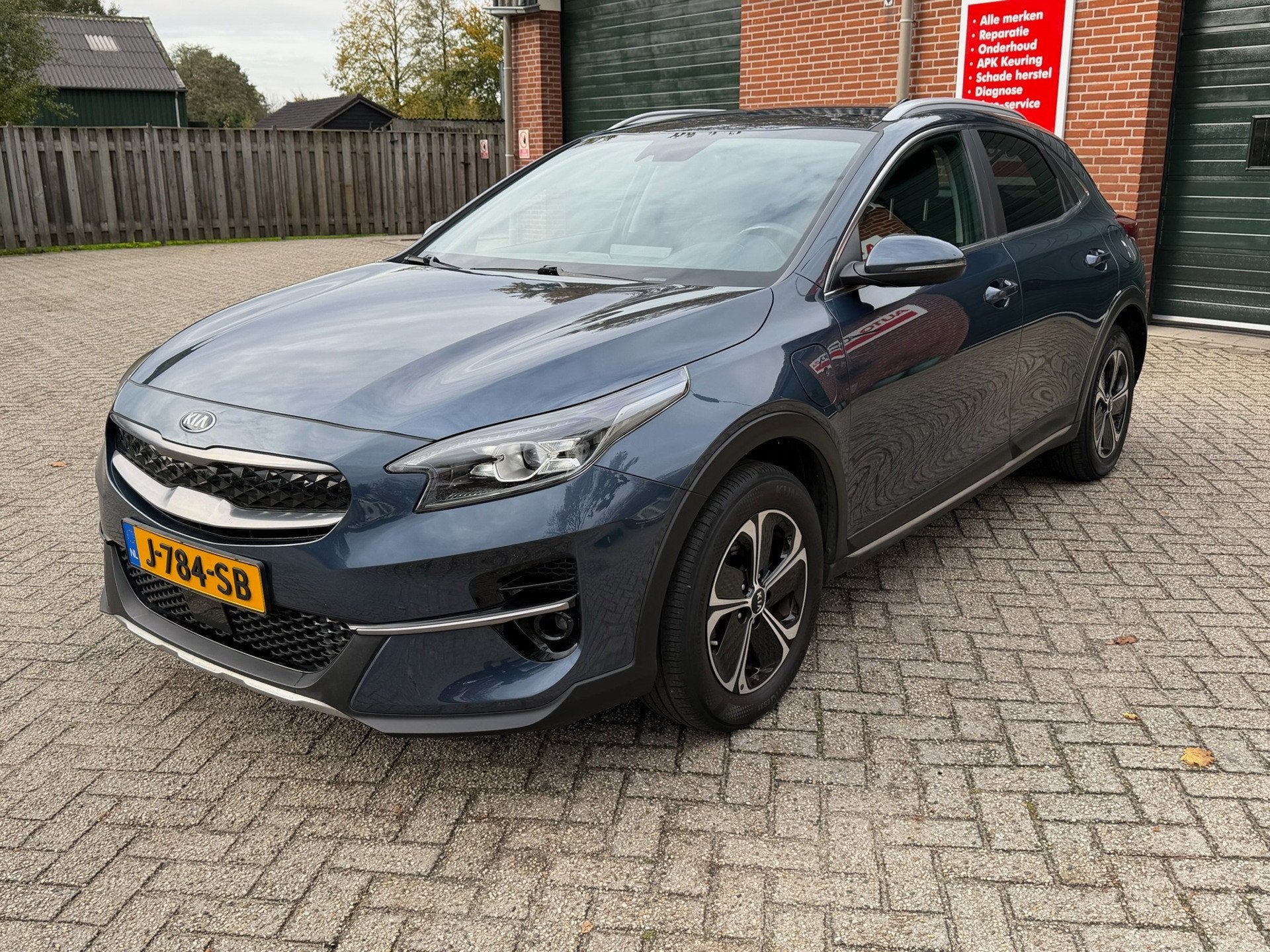 Kia XCeed 1.6 GDi PHEV DynamicPlusLine, Gebruikt, Blauw, Leder en Stof, 71 km/l